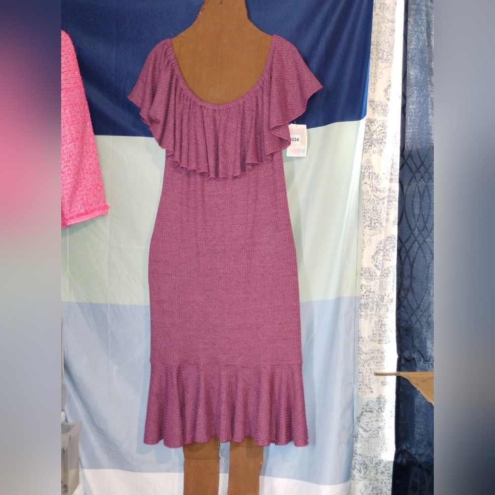 NWT SIZE XL